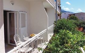Nice Apartment In Makarska