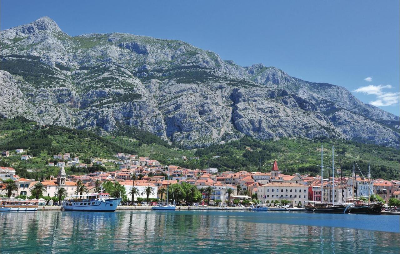 Nice Apartment In Makarska Zewnętrze zdjęcie